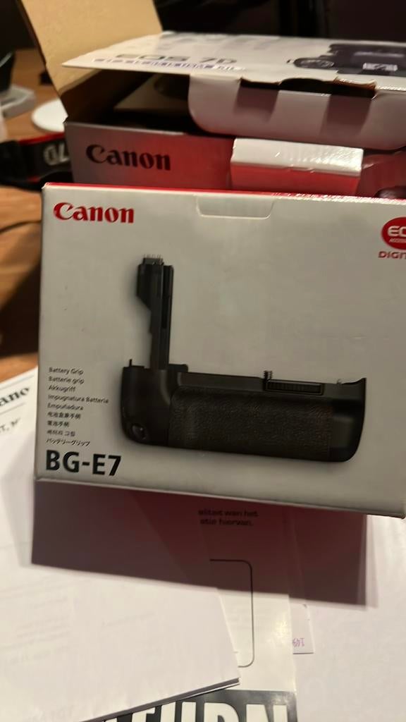 Canon Battery Grip BG-E7, Ophalen