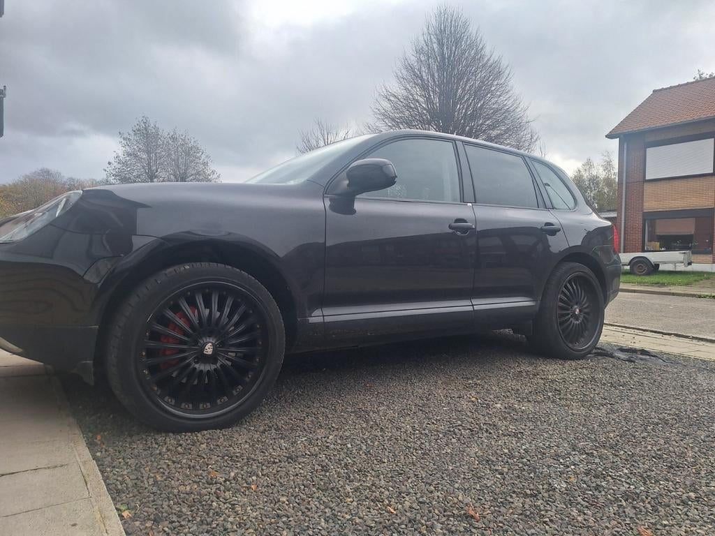 7500€ porsche cayenne licht 4.5V8+lpg, Auto's, Porsche, Cayenne, Alcantara, LPG, Te koop