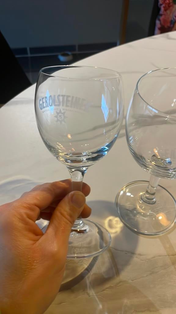 2 glazen gerolsteiner, Collections, Enlèvement, Comme neuf, Verre à eau