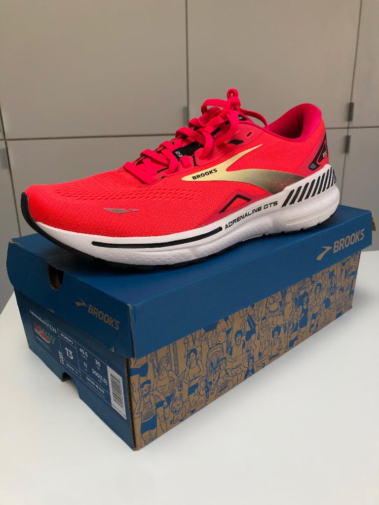 Brooks adrenaline gts 23 maat 45,5, Sport en Fitness, Hardloopschoenen, Nieuw, Hardlopen, Ophalen