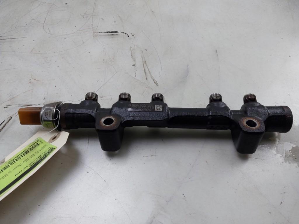 INJECTIEGALERIJ Toyota ProAce (|9804776780|), Robert Bosch AG, Gebruikt, Toyota, Robert-Bosch-Allee 1
74232  Abstatt, DE