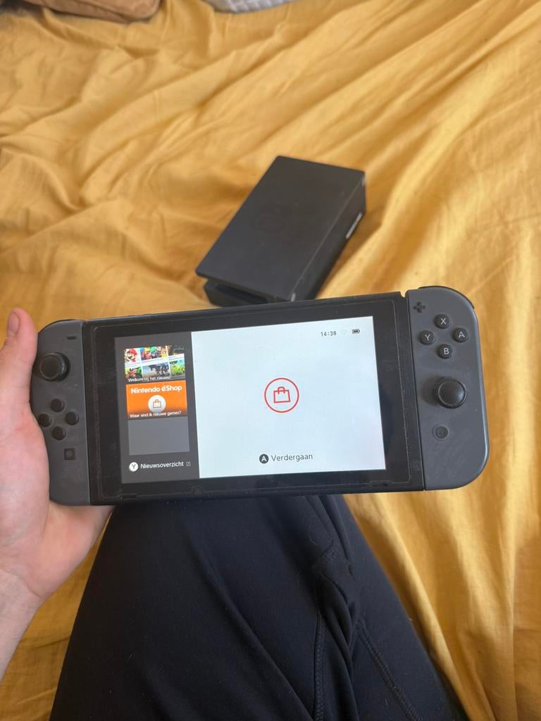 Nintendo switch, Ophalen, Zo goed als nieuw