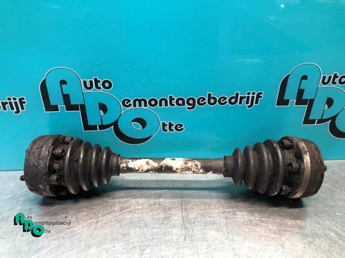 Aandrijfas rechts-voor van een Volkswagen Kever, Auto-onderdelen, Gebruikt, -, Volkswagen, -
