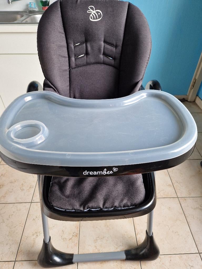 Kinderstoel Dreambee verstelbare hoogte, Kinderen en Baby's, Kinderstoelen, Ophalen, Zo goed als nieuw, Meegroeistoel, Afneembaar eetblad