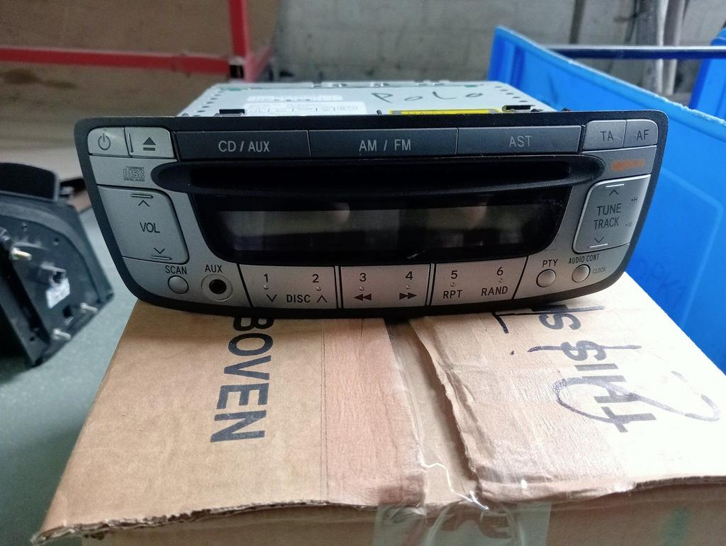 Peugeot 107  radio 86120-0H010, -, Utilisé, -, -