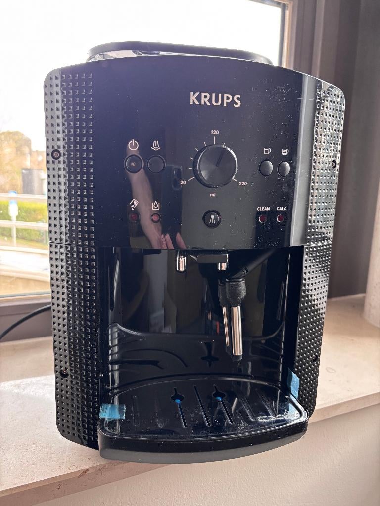 KRUPS Essential Machine à café à grain, Electroménager, Neuf, Machine à espresso, Réservoir d'eau amovible, Enlèvement ou Envoi