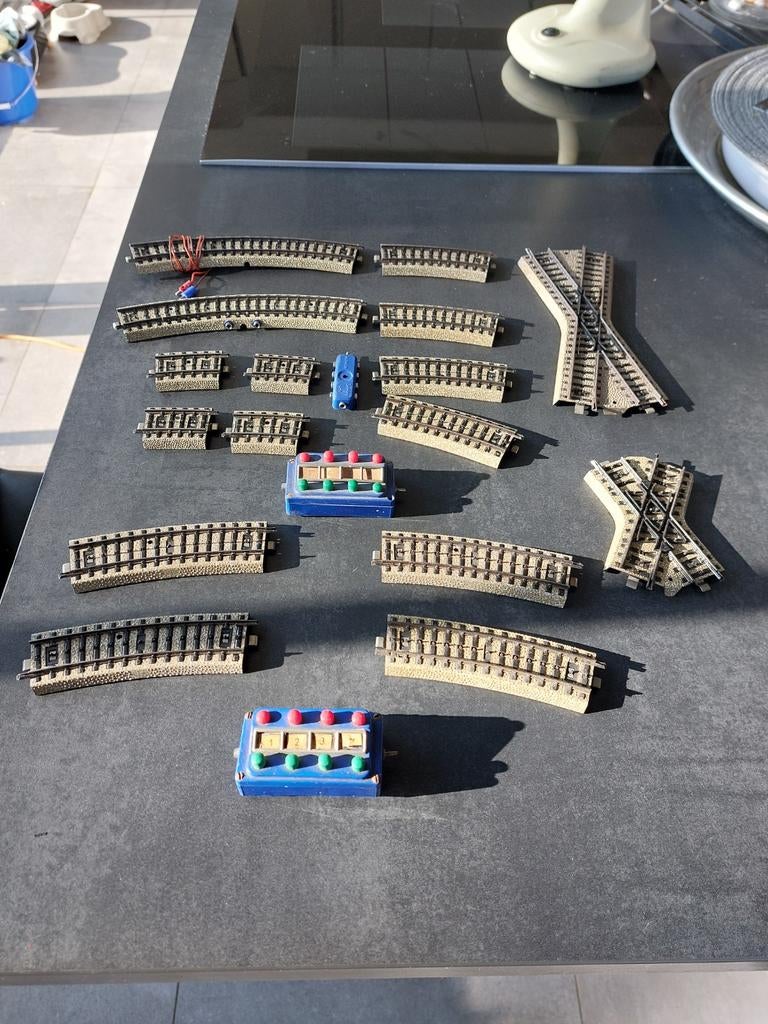 Marklin Ho, Verzamelen