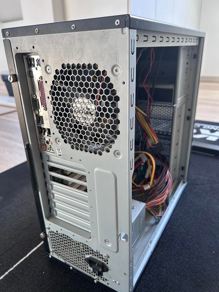 Desktop pc met moederbord, Ophalen, Gebruikt