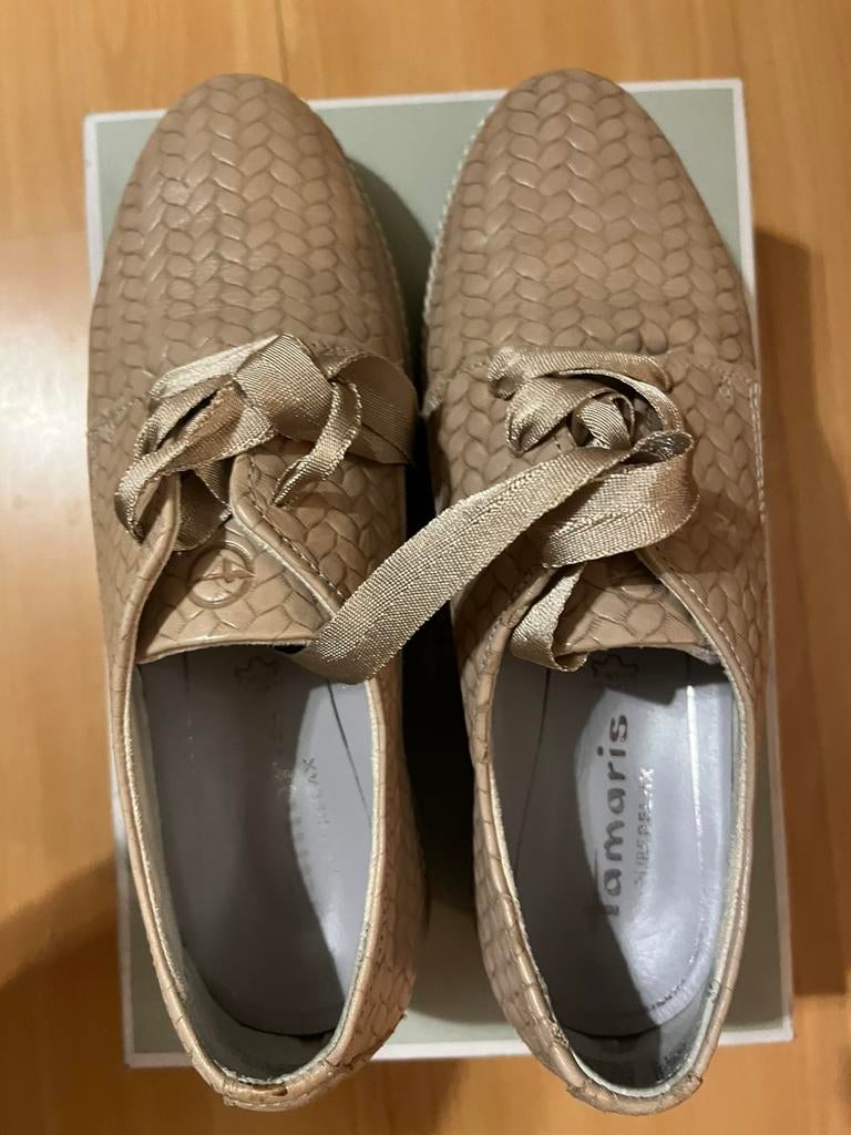 Chaussures Tamaris taille 38, Vêtements | Femmes, Chaussures, Autres couleurs, Enlèvement, Porté, Chaussures basses