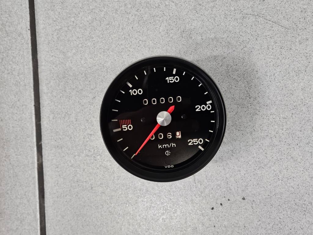 Divers Compteur Porsche 911 Type F, Autos : Pièces & Accessoires, Tableau de bord & Interrupteurs, Porsche