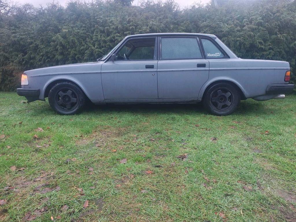 Volvo 244 Voiture classique de 1981 avec moteur BMW 6 cylind, Autos, Achat, Entreprise, Boîte manuelle, Berline