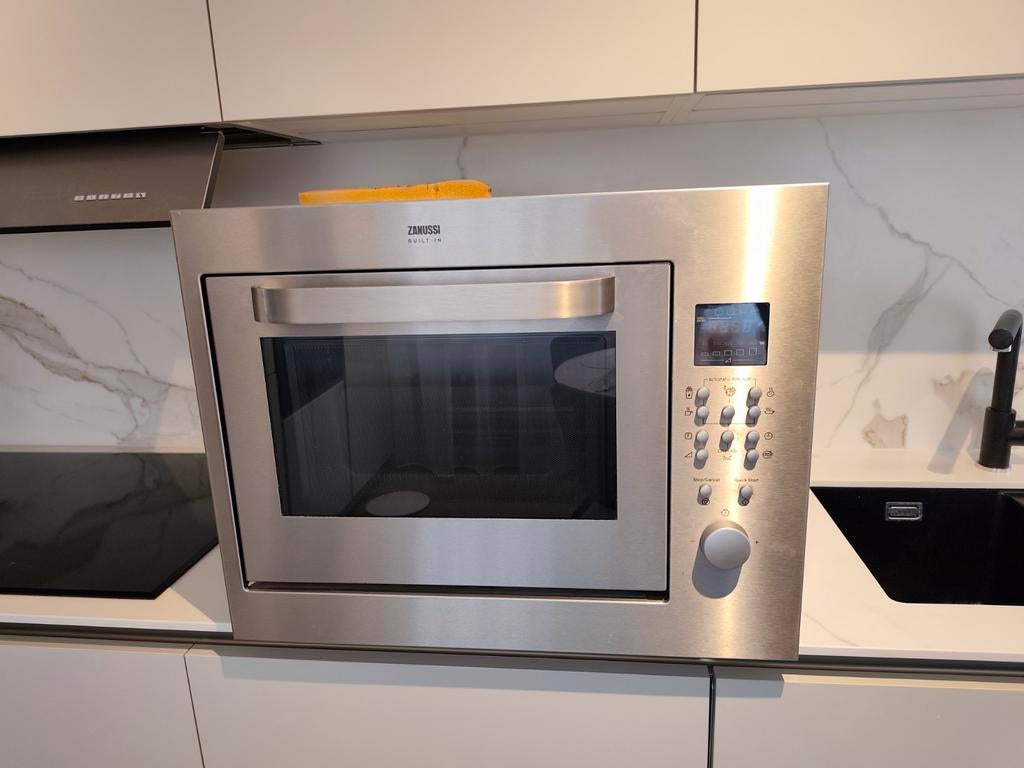 Zanussi inbouw microgolfoven ZMD30QX – met grill, Elektronische apparatuur, Microgolfovens, Ophalen, Grill, Inbouw, Microgolfoven