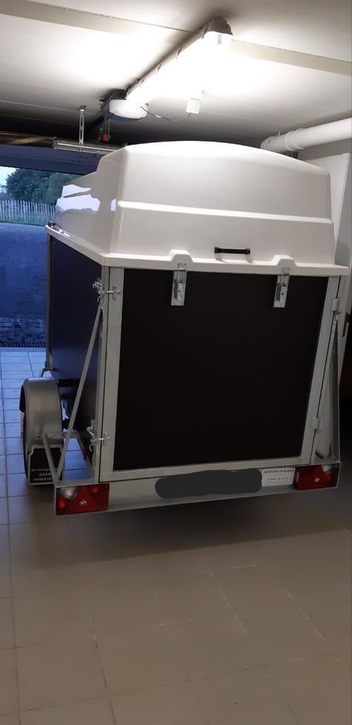 Gesloten aanhangwagen, Auto diversen, Ophalen