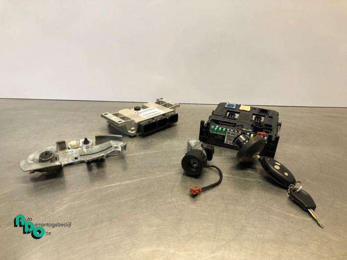 Serrure de contact + ordinateur d'un Citroen C5 (C5 04-), Autos : Pièces & Accessoires, Autres pièces automobiles, -, 3 mois de garantie