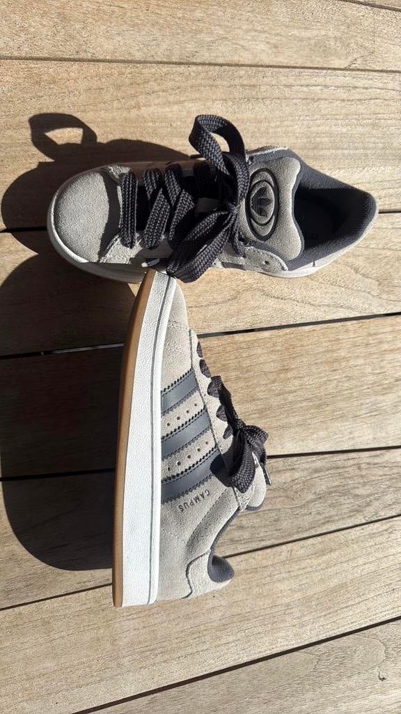 Adidas campus, Vêtements | Femmes, Chaussures, Enlèvement, Comme neuf