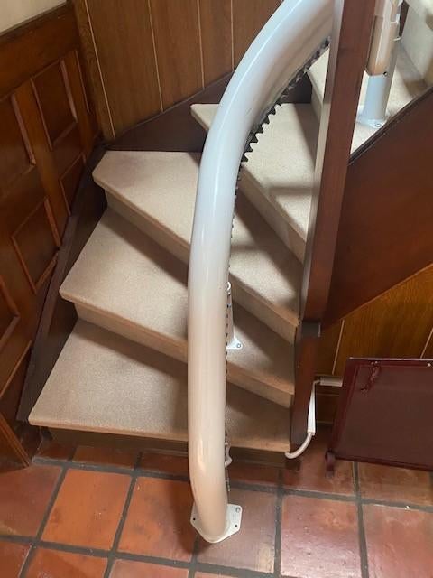 traplift, Ophalen, Zo goed als nieuw, Met bocht