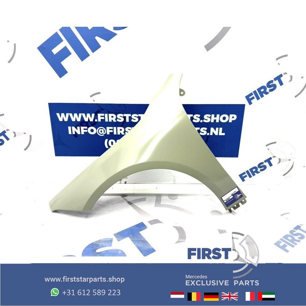 W118 CLA ZIJSCHERM LINKS Mercedes A1188810300 CLA35 AMG 2018, Gebruikt, -, Links, Ophalen of Verzenden