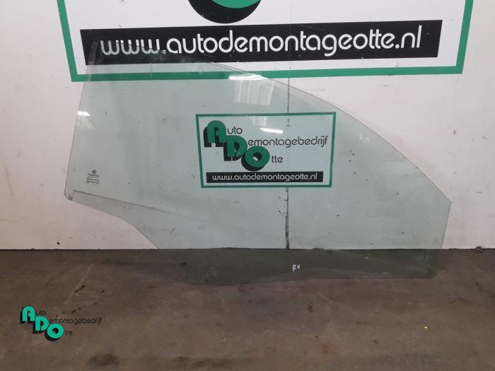 Vitre portière 2portes droite d'un Fiat 500, Autos : Pièces & Accessoires, -, 3 mois de garantie, Utilisé, Fiat