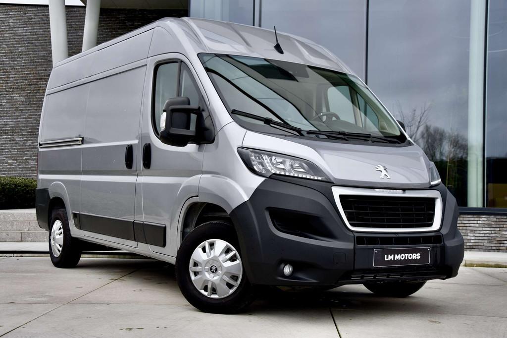 Peugeot Boxer 2.2 BlueHDi L2H2 *NIEUWSTAAT*, Autos, Achat, Euro 6, Entreprise, 2 places