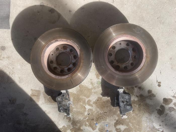 Disque + plaquette de frein arrière d'un Audi A3, Autos : Pièces & Accessoires, Freins & Transmission, -, 3 mois de garantie, Audi