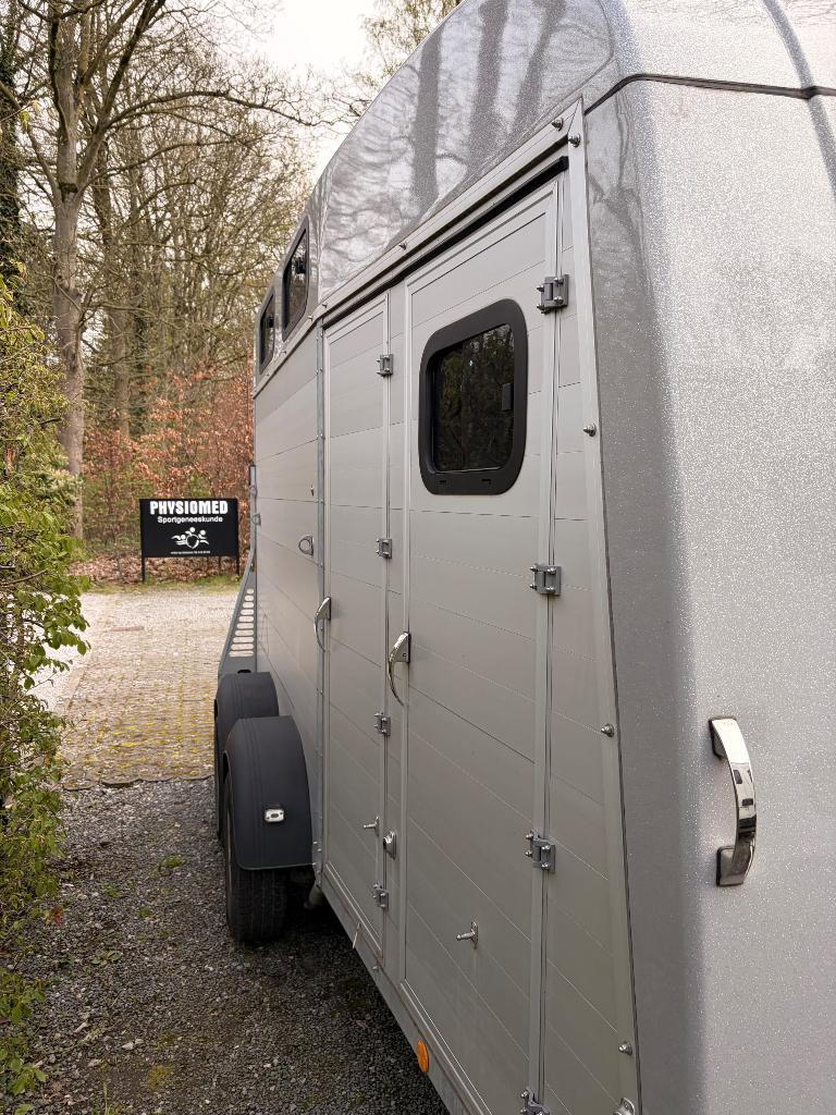 paardentrailer met zadelkamer Böckmann, Dieren en Toebehoren, Ophalen, Zo goed als nieuw, Aluminium, 2-paards trailer