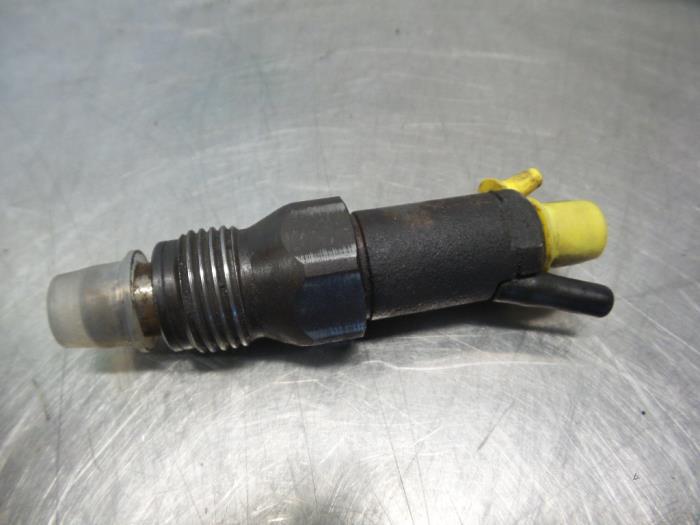 Verstuiver (diesel) van een Citroen Berlingo, Auto-onderdelen, Brandstofsystemen, Citroën, Gebruikt, 3 maanden garantie, Ophalen of Verzenden