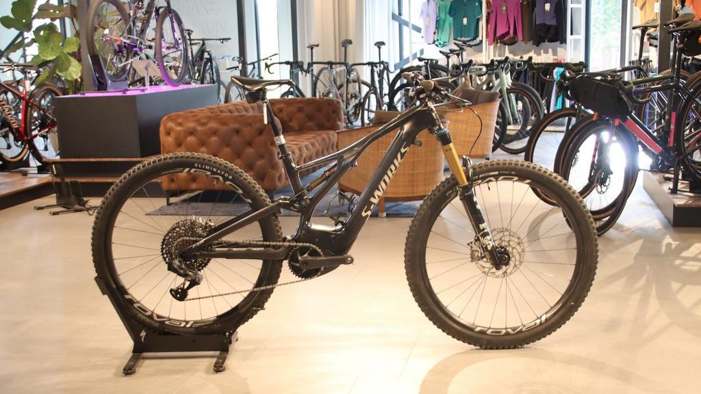 S-Works Levo Carbon 29 NB Maat M, Fietsen en Brommers, Elektrische fietsen, Gebruikt, 50 km per accu of meer