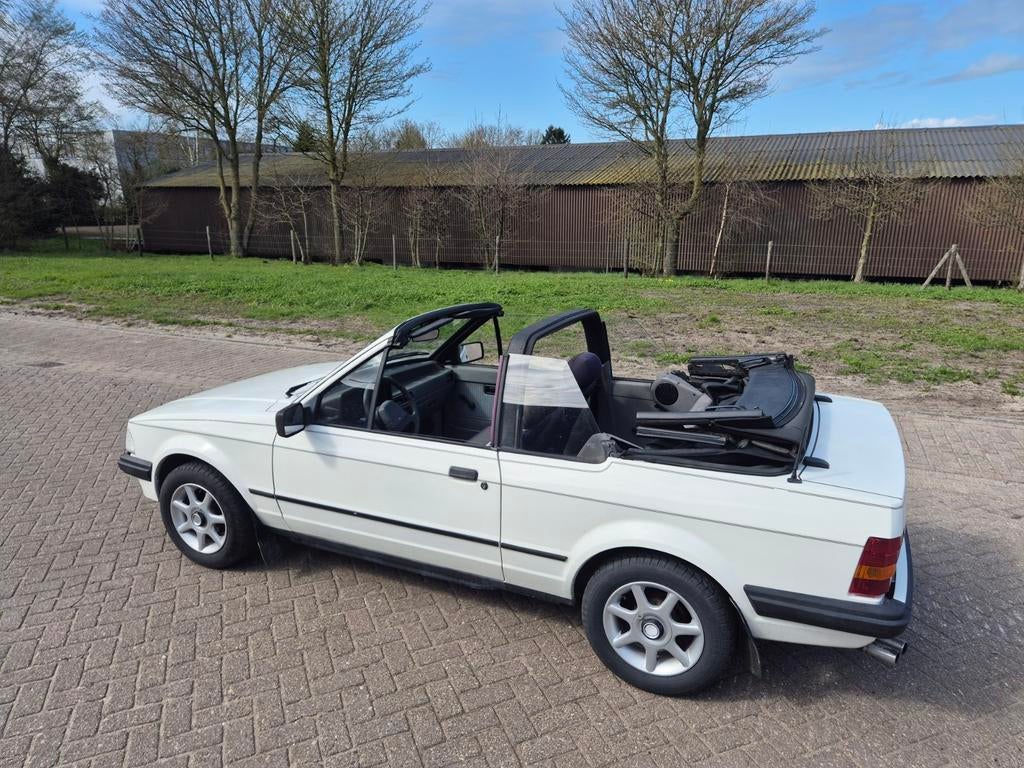 Ford Escort 1.6 cabriolet, Cabriolet, Bedrijf, Ford, Te koop