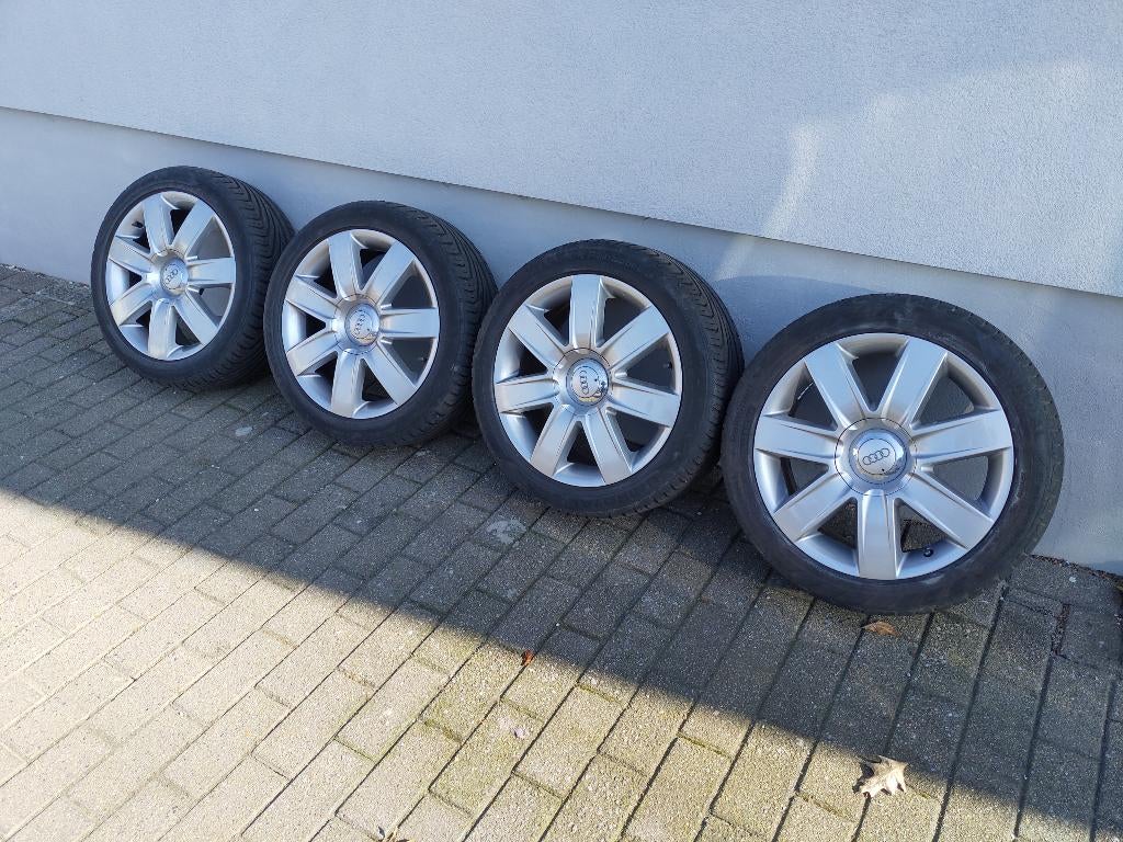Audi velgen met zomerbanden, Auto-onderdelen, Banden en Velgen, Ophalen, Gebruikt, Banden en Velgen, 17 inch