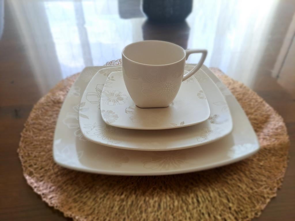 Servies 12 personen, Huis en Inrichting, Ophalen