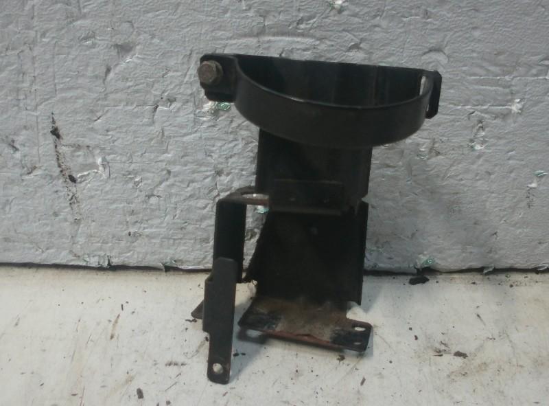 STUURBEKRACHTIGING OLIERESERVOIR steun Saab 900 II, Gebruikt, Info@VerberkAutodemontage.nl, Nijverheidstraat 1a 1a
5405 AJ  UDEN, NL