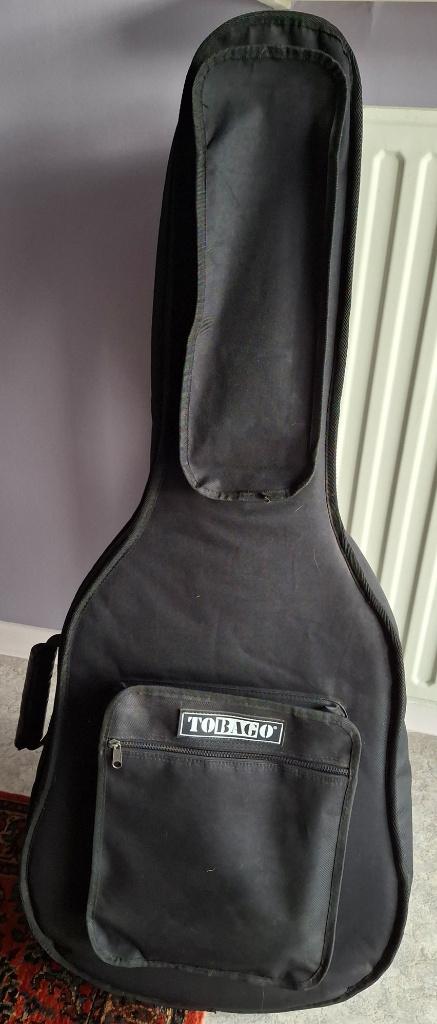 Gitaar Yamaha F310 met houder en stemapparaat, Ophalen, Zo goed als nieuw, Western- of Steelstringgitaar, Met koffer