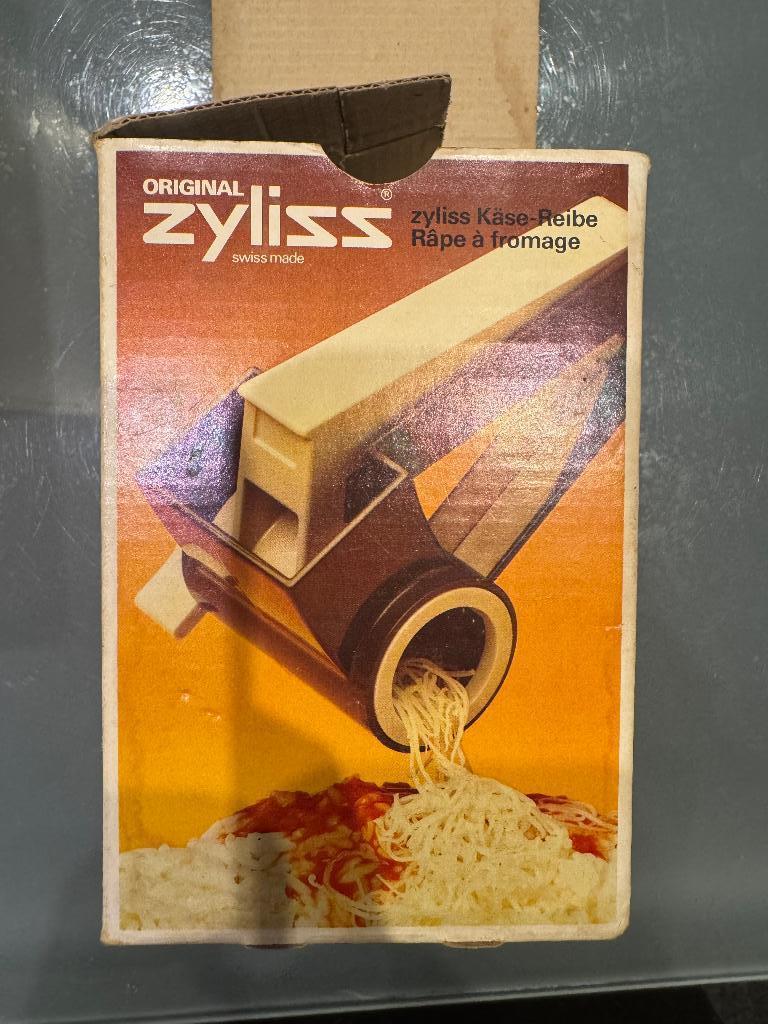 Zylizz kaasmolen, Enlèvement, Comme neuf