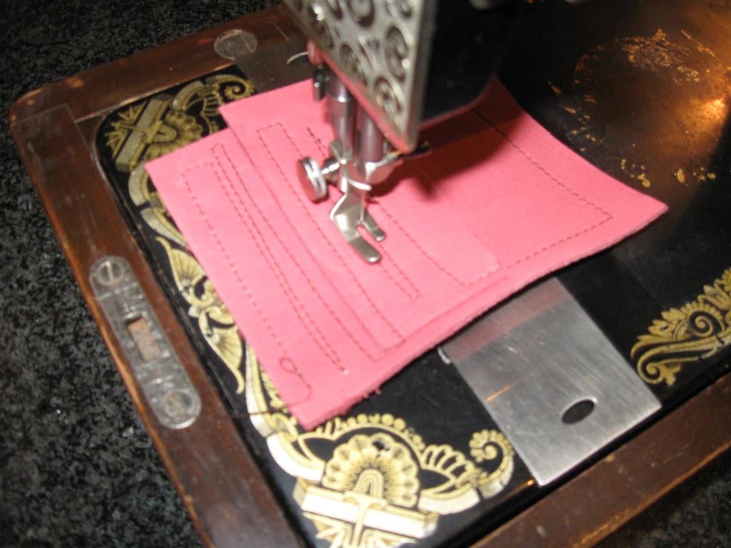 Naaimachine (leerstikker), Enlèvement, Utilisé, Machine à coudre