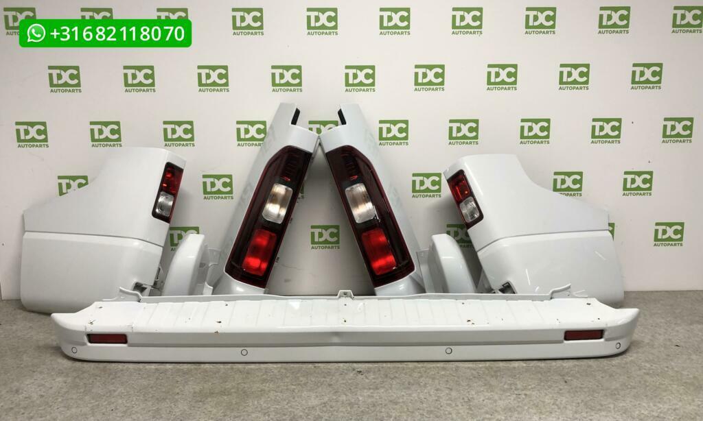 Opel Vivaro bestel B ('14-'22) Achterbumper origineel wit, Auto-onderdelen, Gebruikt, Opel, Ophalen of Verzenden, Opel