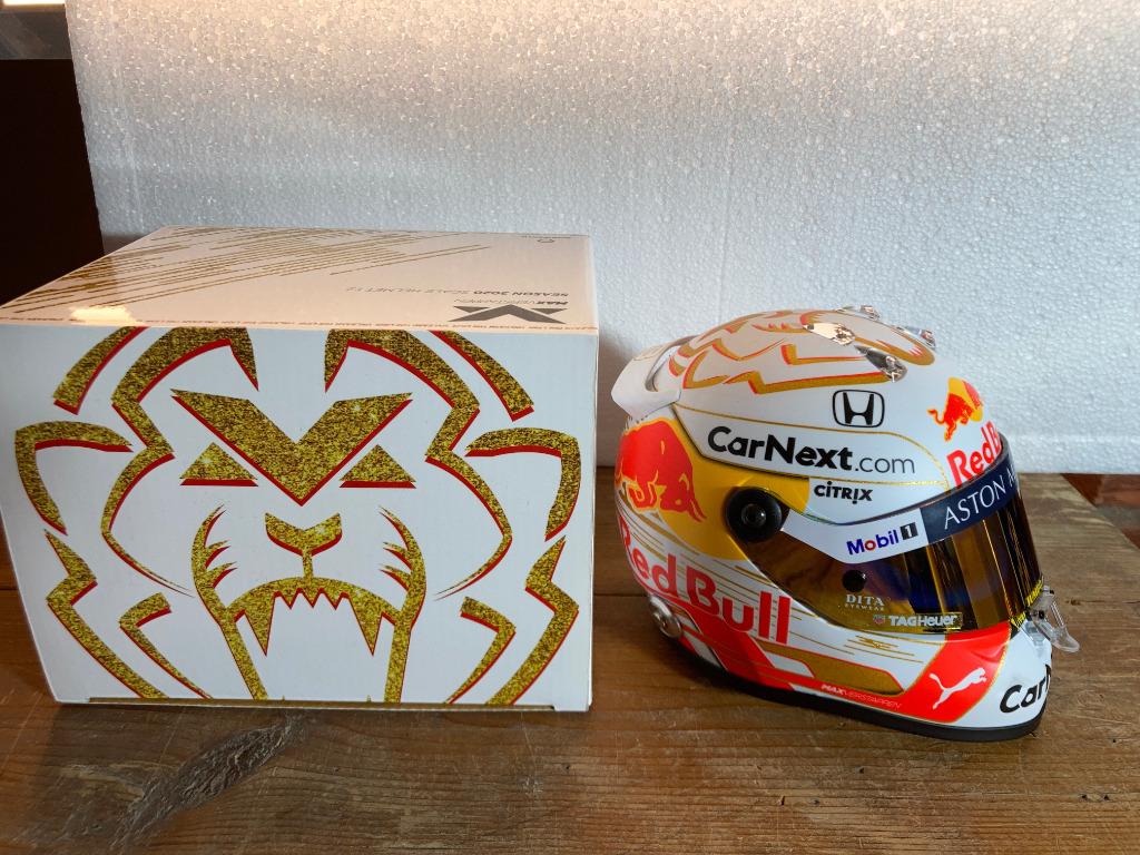 Max Verstappen 1:2 helm 2020 Fanshop Red Bull Racing RB16, Verzamelen, Automerken, Motoren en Formule 1, Ophalen of Verzenden