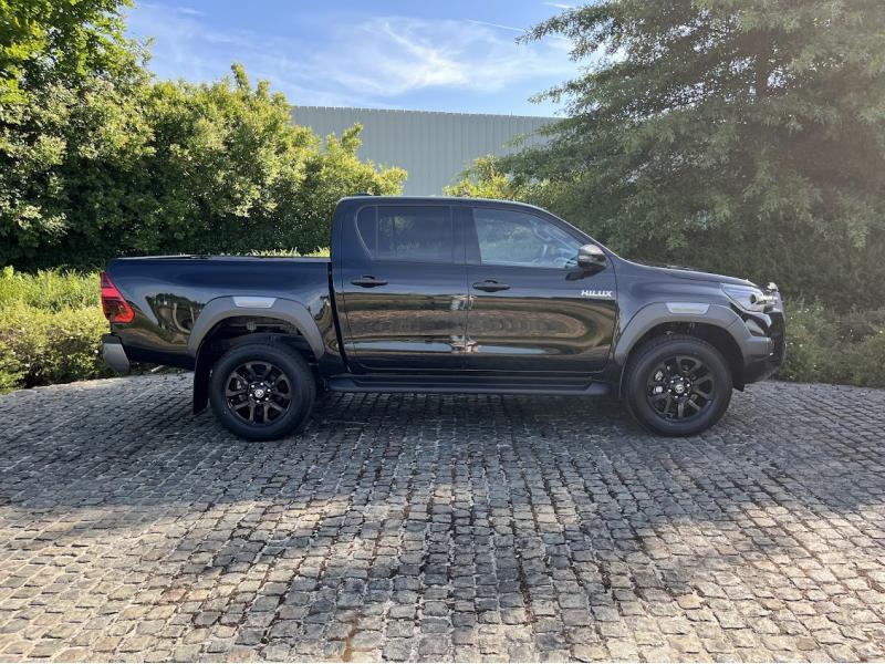 Toyota Hilux Invincible, Autos, 286 g/km, Electronic Stability Program (ESP), Noir, Diesel