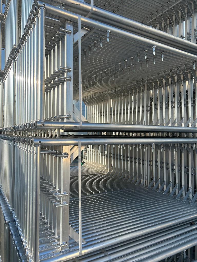 Échafaudage de façade en aluminium | 1000 m² | Plettac, Bricolage & Construction, Envoi, Neuf, Échafaudage de façade, 5 mètres de hauteur ou plus