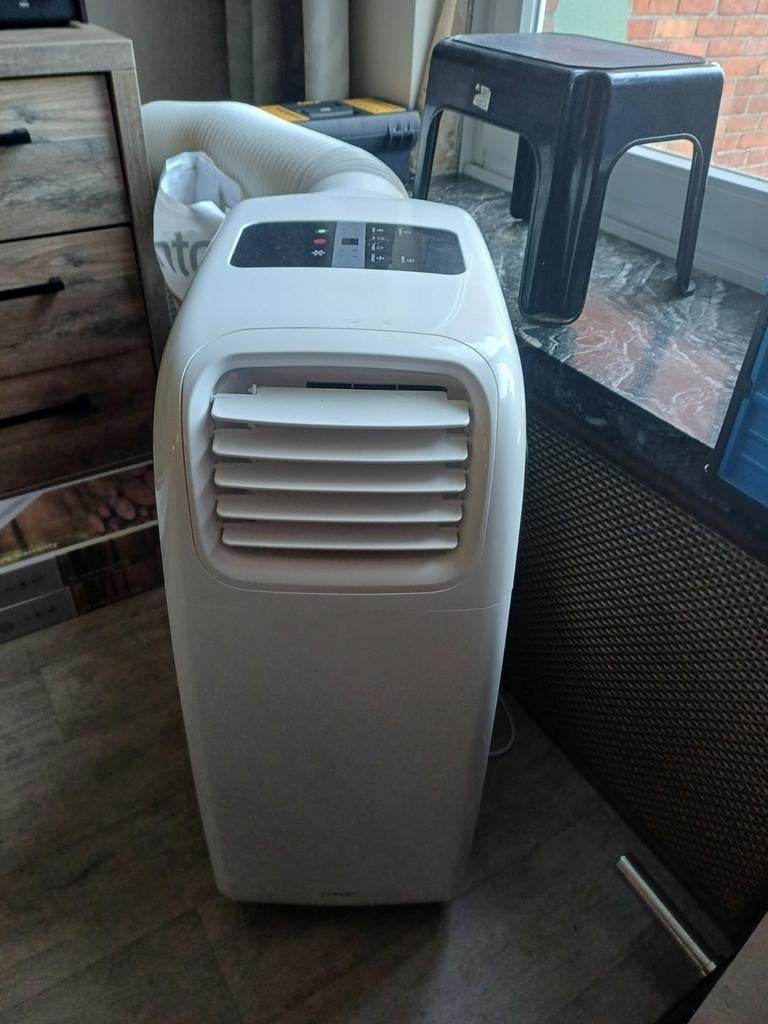 Mobiele airco, Elektronische apparatuur, Airco's, Ophalen, Zo goed als nieuw, Mobiele airco