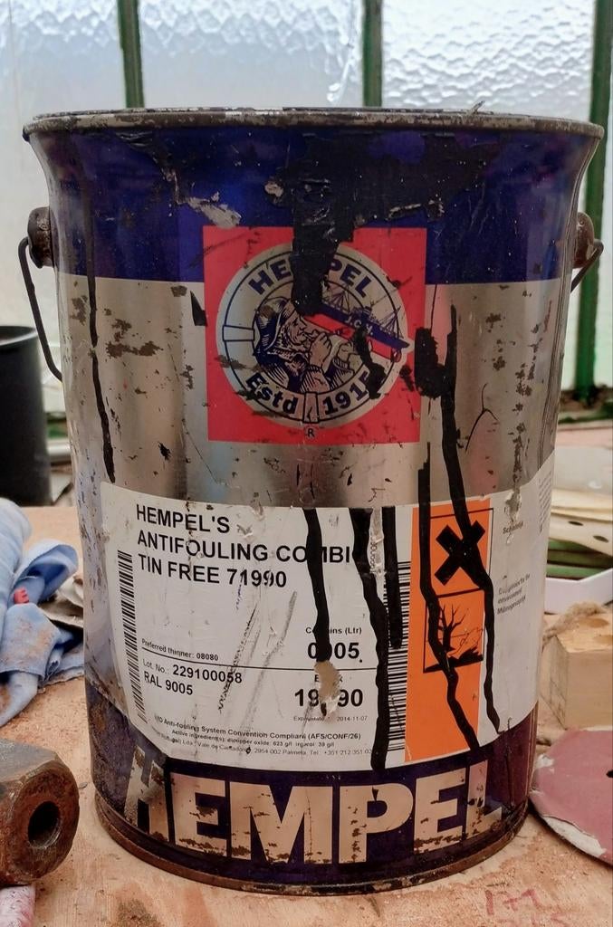 Antifouling 3.5l hempel 71990 zwart, Ophalen