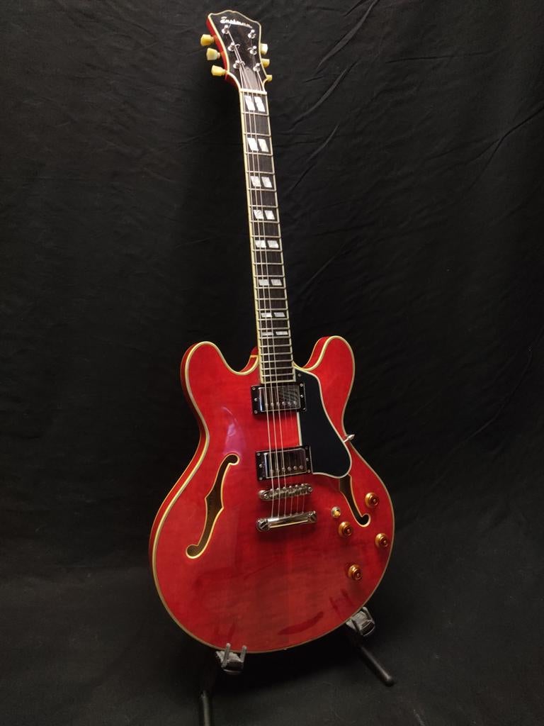 Eastman T486 red, Ophalen of Verzenden
