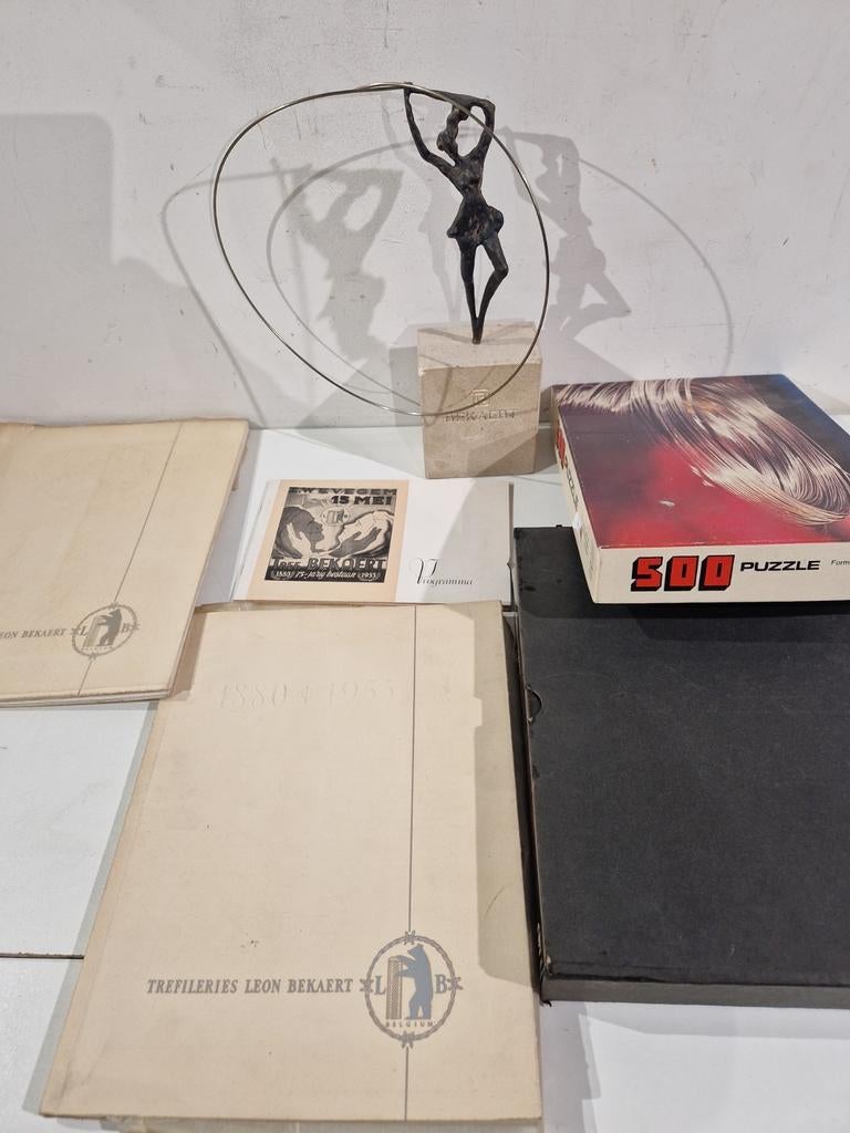 Bekaert , Brons beeld , boek programma , puzzel , 75 en 100, Ophalen of Verzenden, Zo goed als nieuw