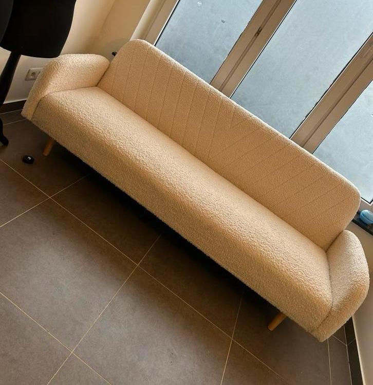 Teddy bank Jysk, Enlèvement