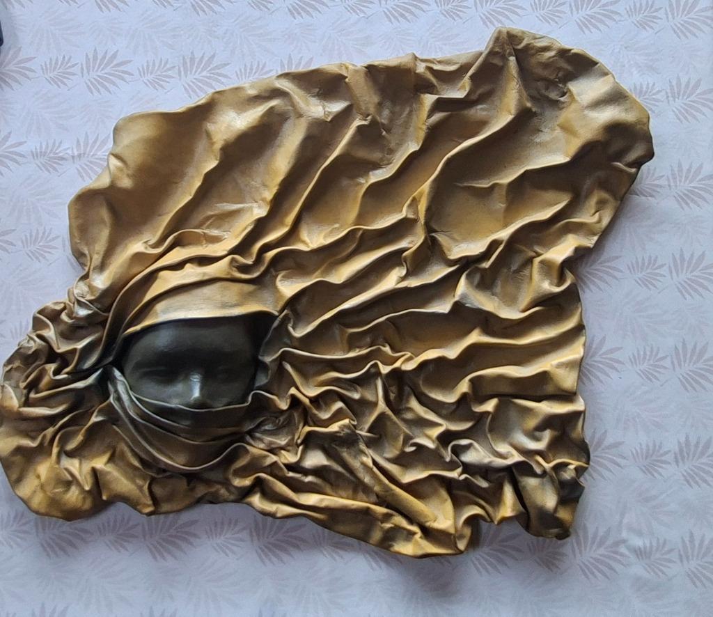 Masque en cuir, Enlèvement, Comme neuf