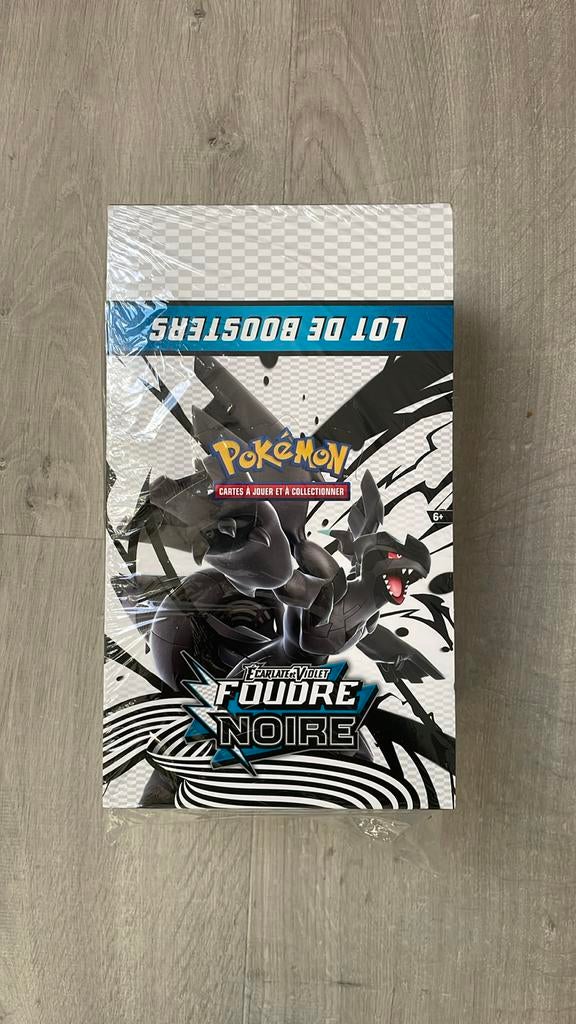 Display de bundle Foudre Noire FR, Enlèvement, Comme neuf, Booster box