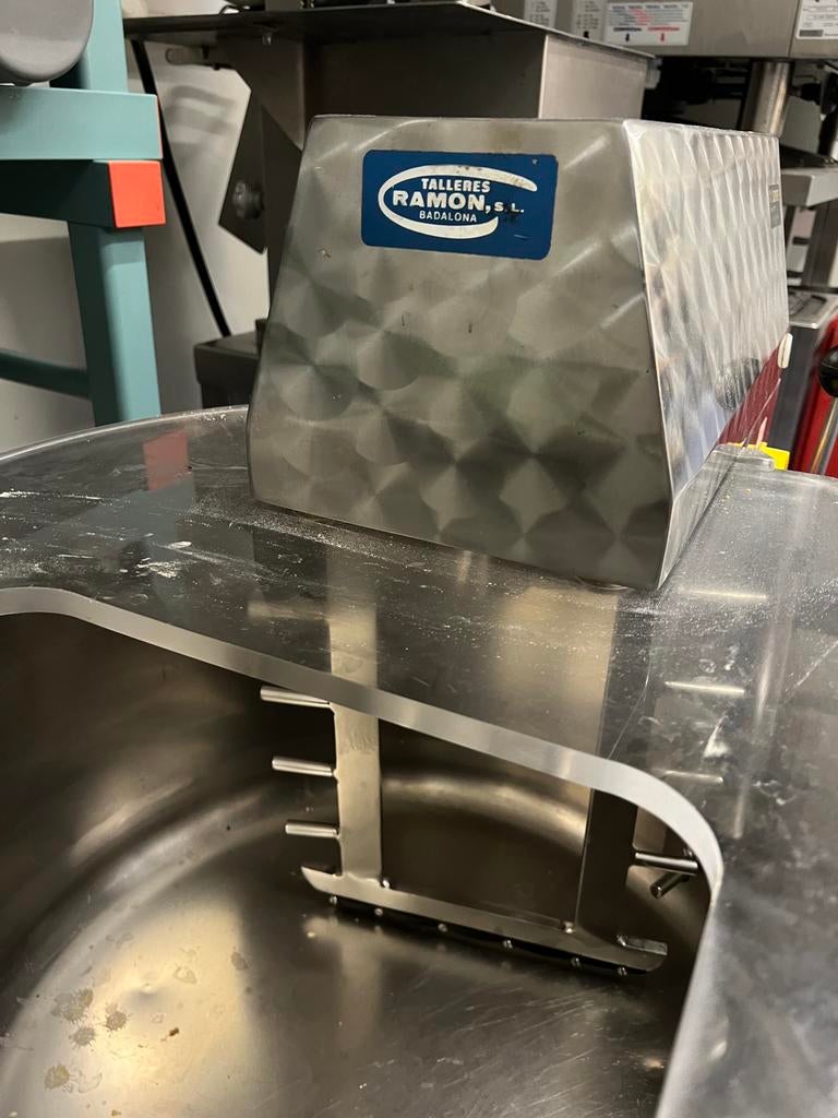 Vlees menger te koop 60l, Ophalen