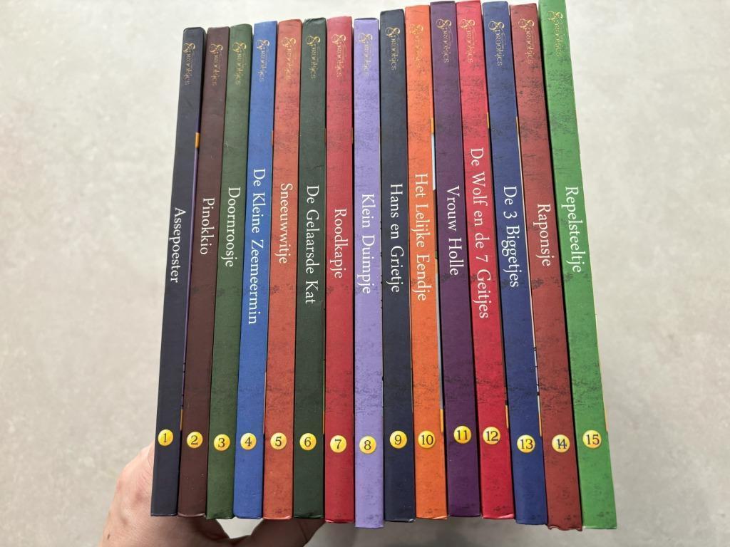 Studio100 Sprookjes + luister CD, Ophalen of Verzenden, Gelezen