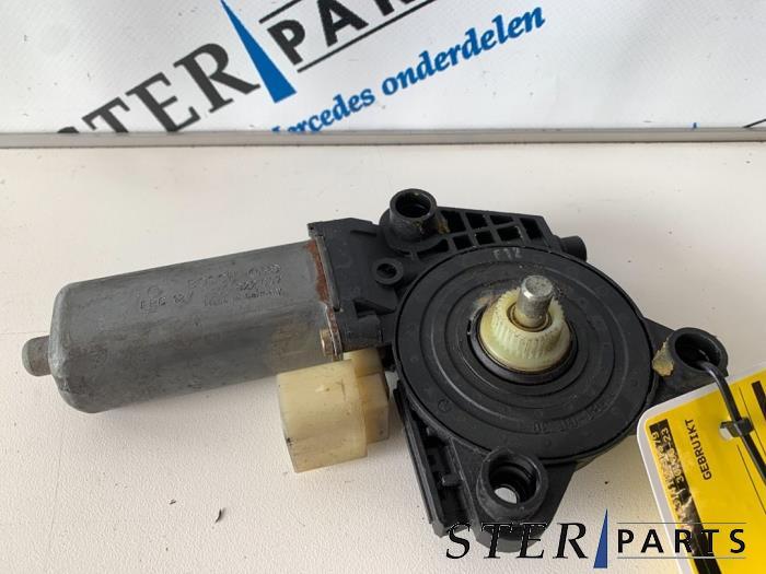 Raammotor Portier van een Mercedes C-Klasse, Ophalen of Verzenden, 3 maanden garantie, Gebruikt, Mercedes-Benz