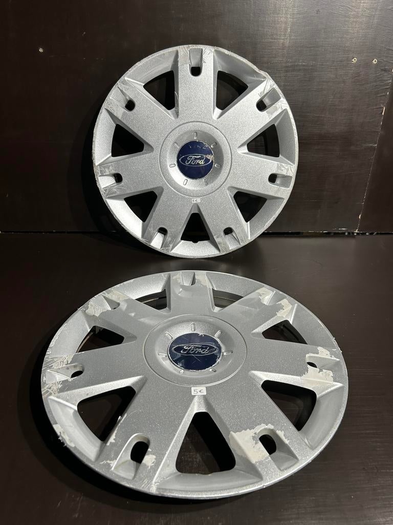 2 enjoliveurs ford fusion fiesta ka mondeo 15", Enlèvement ou Envoi, Utilisé