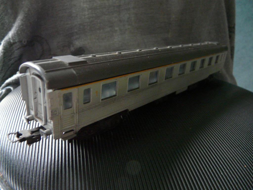 LIMA SNCF 2 voitures particulières « Zilverling» 1er KL, Analogique, Wagon, Enlèvement, Lima